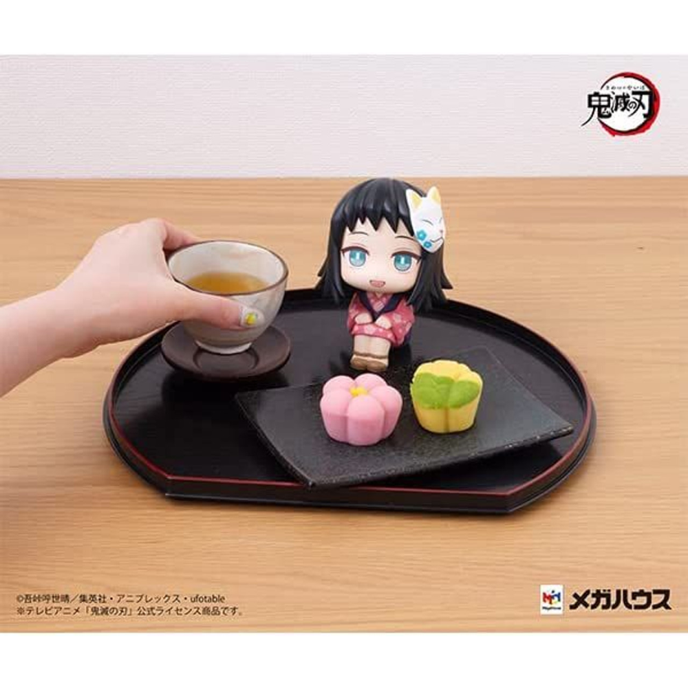 Demon Slayer: Kimetsu no Yaiba – Makomo Lookup Figure by MegaHouse | Cute Seated Anime Collectible Statue